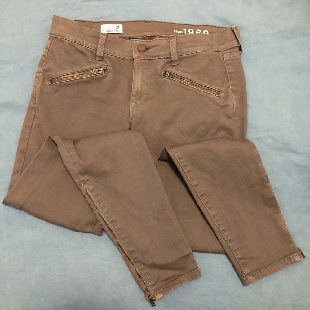 GAP Gray Jean with Ankle Zippers